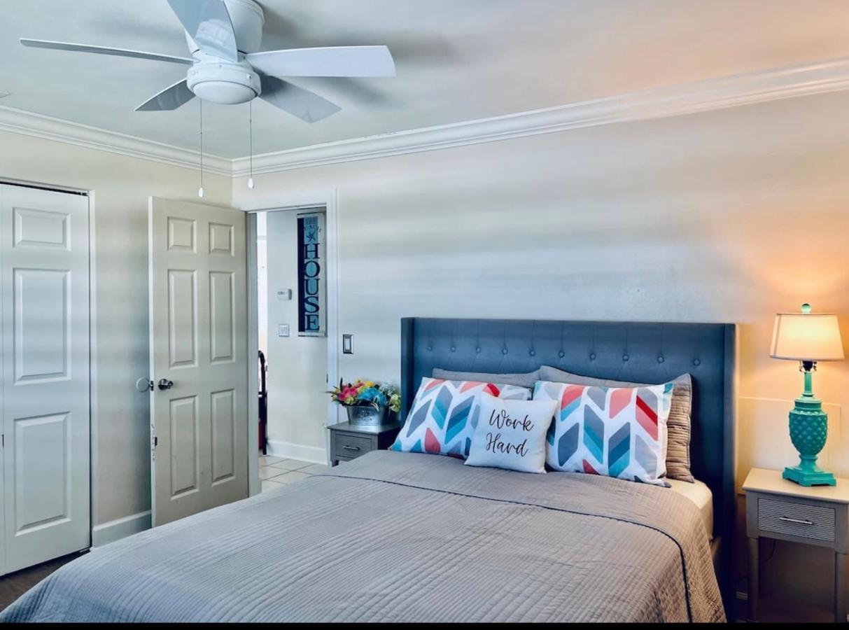 Cheerful Home With Two Bedrooms Cape Coral Extérieur photo