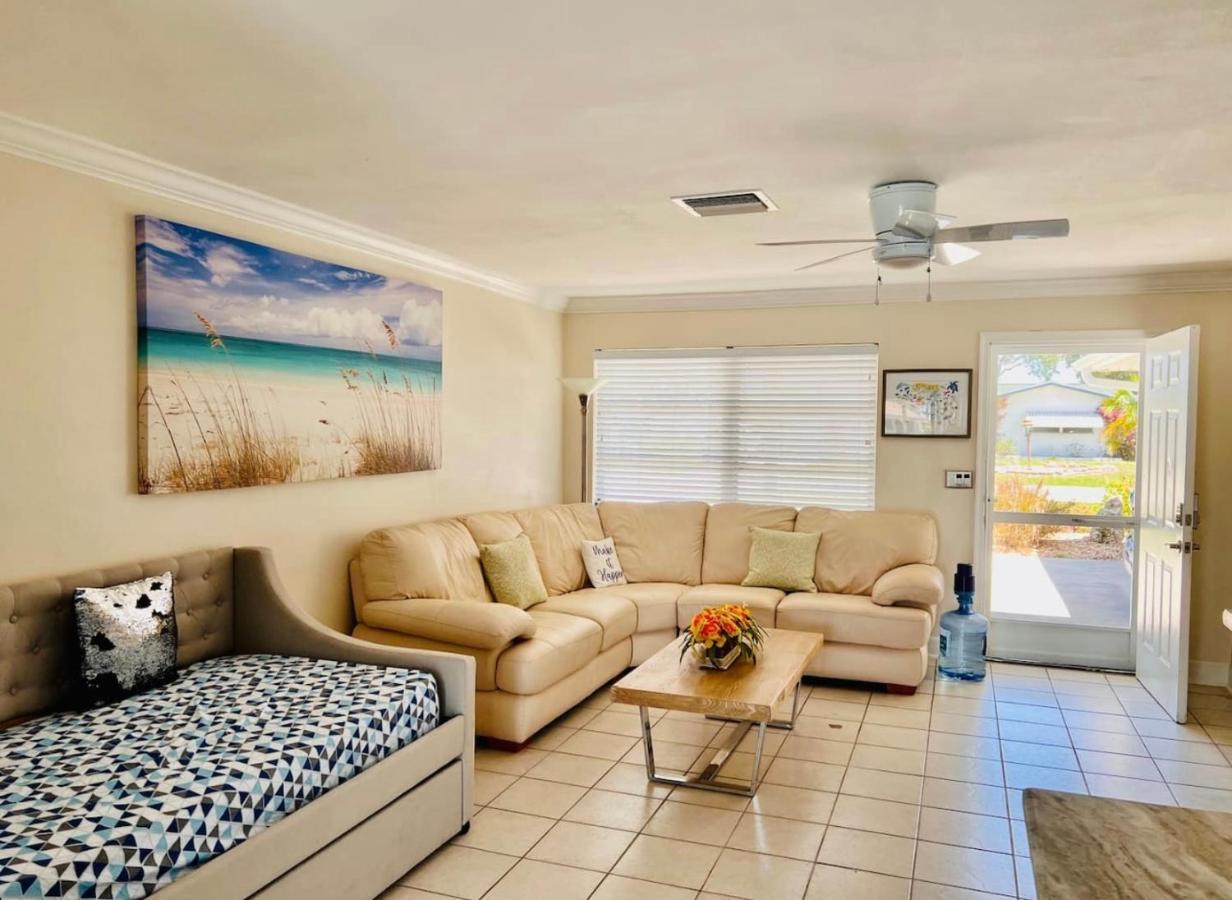 Cheerful Home With Two Bedrooms Cape Coral Extérieur photo